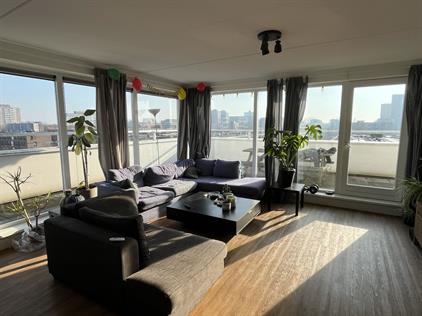 Room for rent 800 euro Marius Bauerstraat, Amsterdam