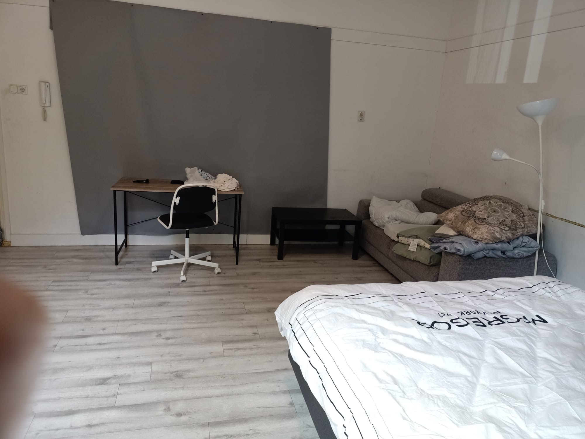 studios for rent on Oostzijde