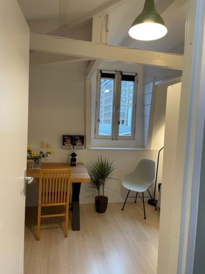 Studio for rent 1250 euro Deymanstraat, Amsterdam