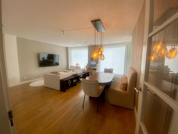 Kamer in Den Haag, Escamplaan op Kamernet.nl: Premium kamer in stil nieuwbouw appartement
