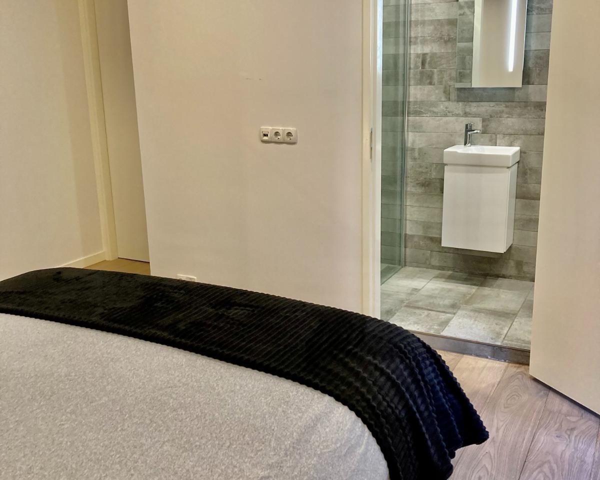Kamer te huur in Amsterdam – Heintje Hoekssteeg – foto 4