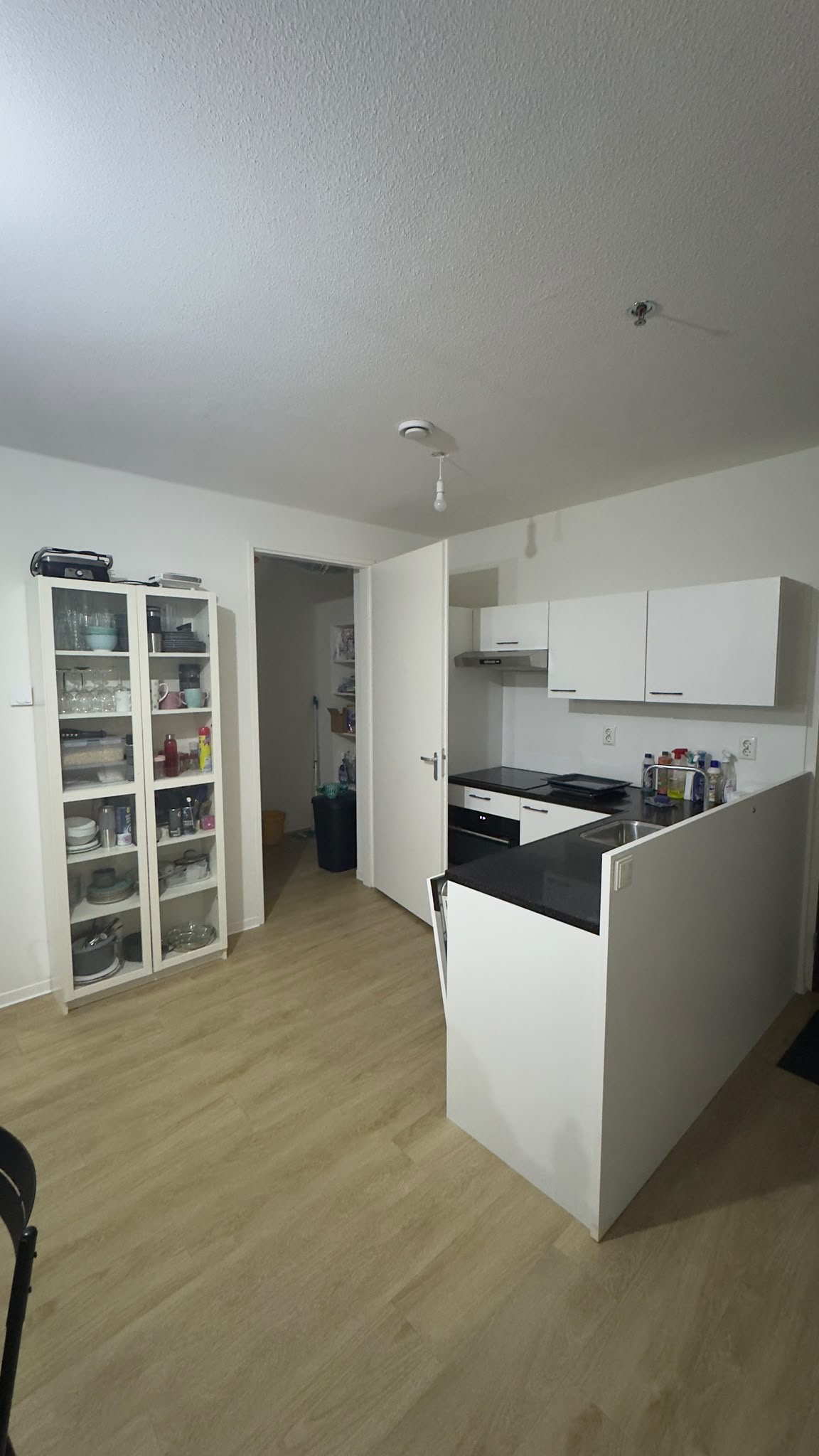 Kamer aan Pietersbergweg, Amsterdam 5