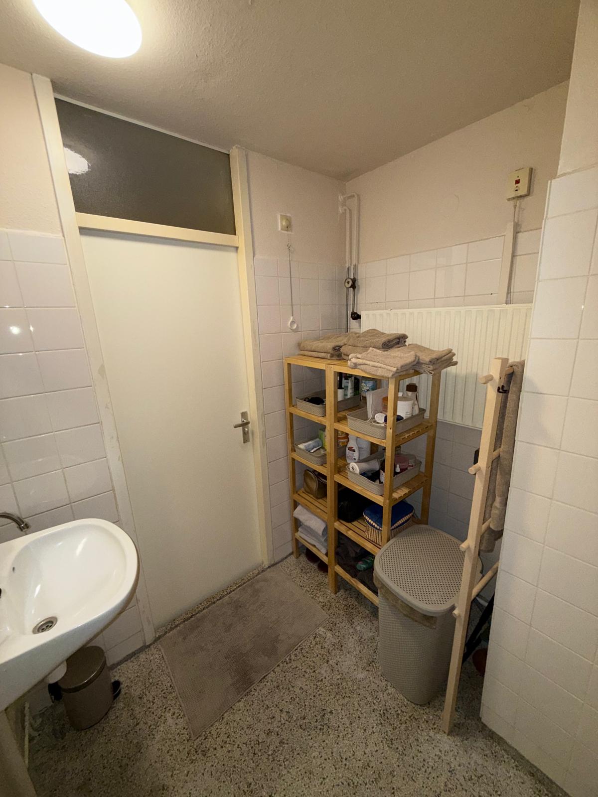 Kamer te huur in Amsterdam – Daniel Defoelaan – foto 3