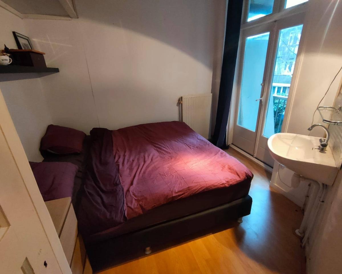 Kamer te huur in de Uiterwaardenstraat in Amsterdam