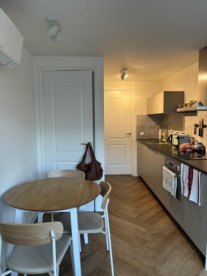 Kamer te huur 1415 euro Nieuwe Laan, Amsterdam