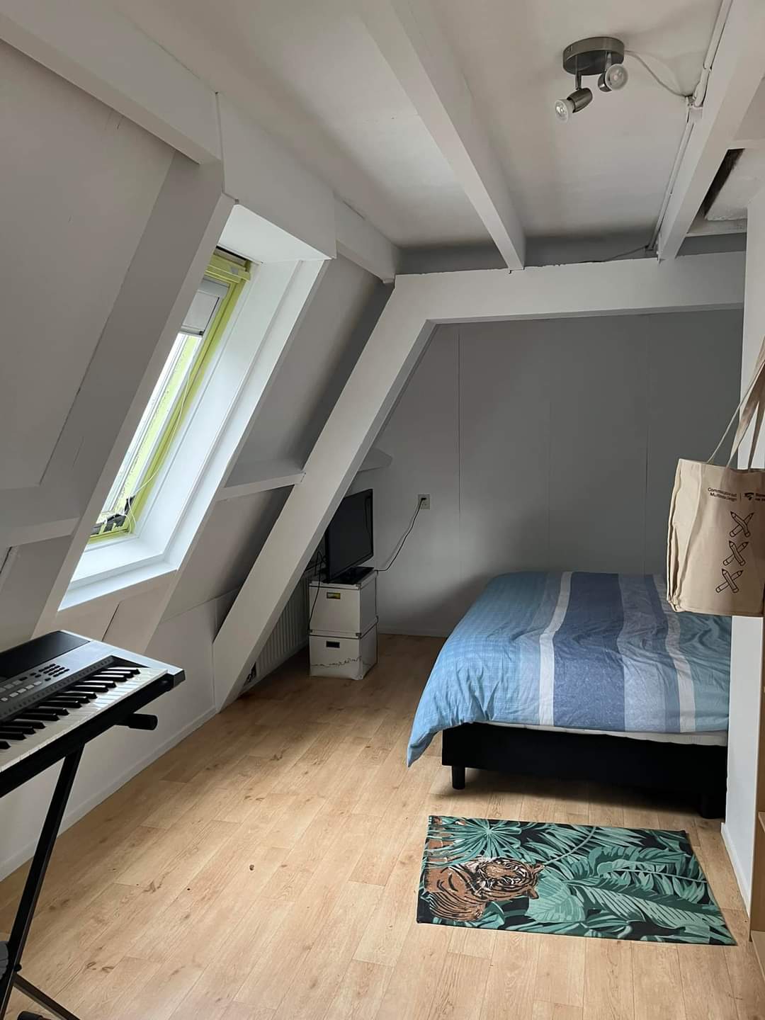 Kamer te huur in Heiloo – Raadhuisplein – foto 2