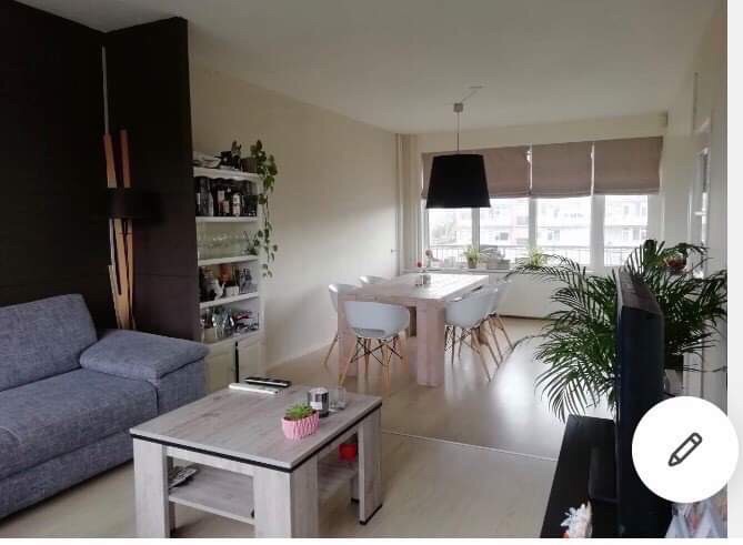 Kamer te huur in Amsterdam – Burgemeester Roellstraat – foto 1