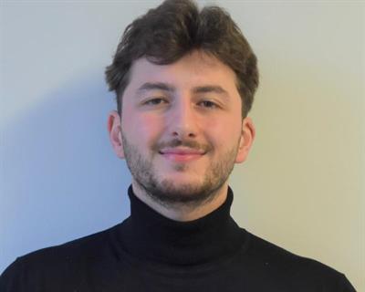 André