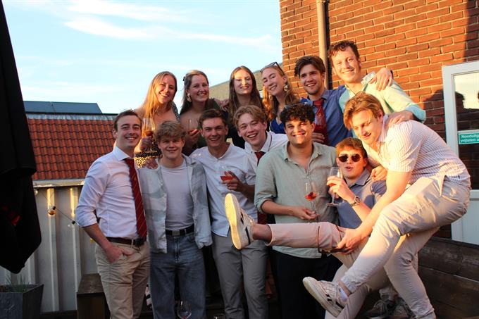 Kamer in Enschede, Deurningerstraat op Kamernet.nl: Huize Avion!