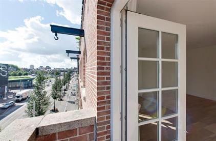 Appartement te huur 2150 euro Jan Luijkenstraat, Amsterdam