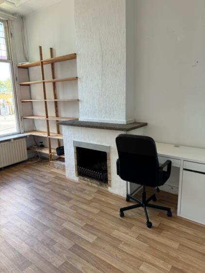 Room for rent 700 euro Kanaalweg, Delft