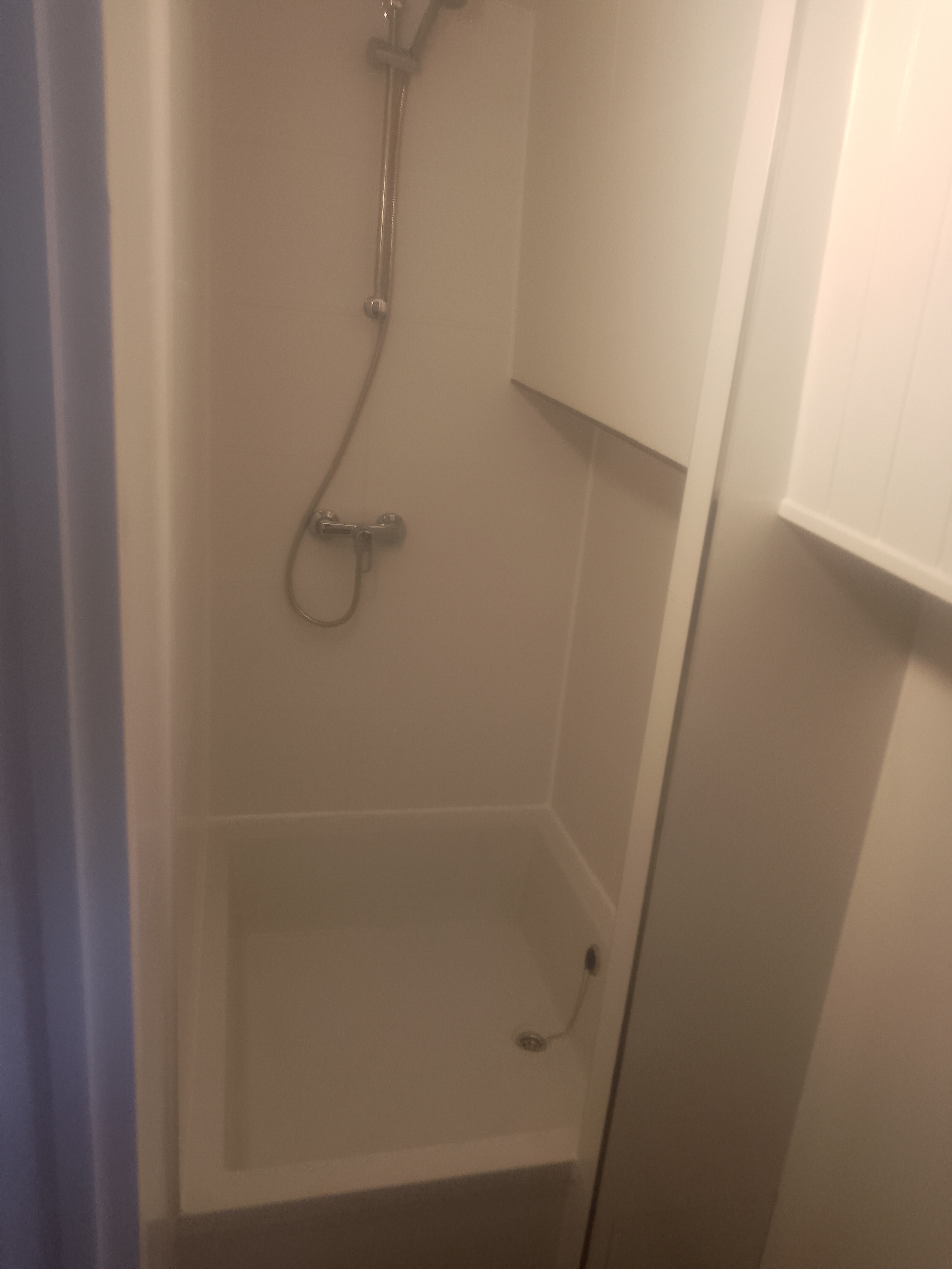 Kamer aan Levie Vorstkade, Rotterdam 7