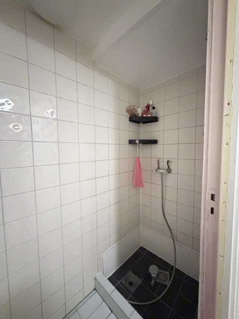 Kamer aan Beschuitsteeg, Leiden 6