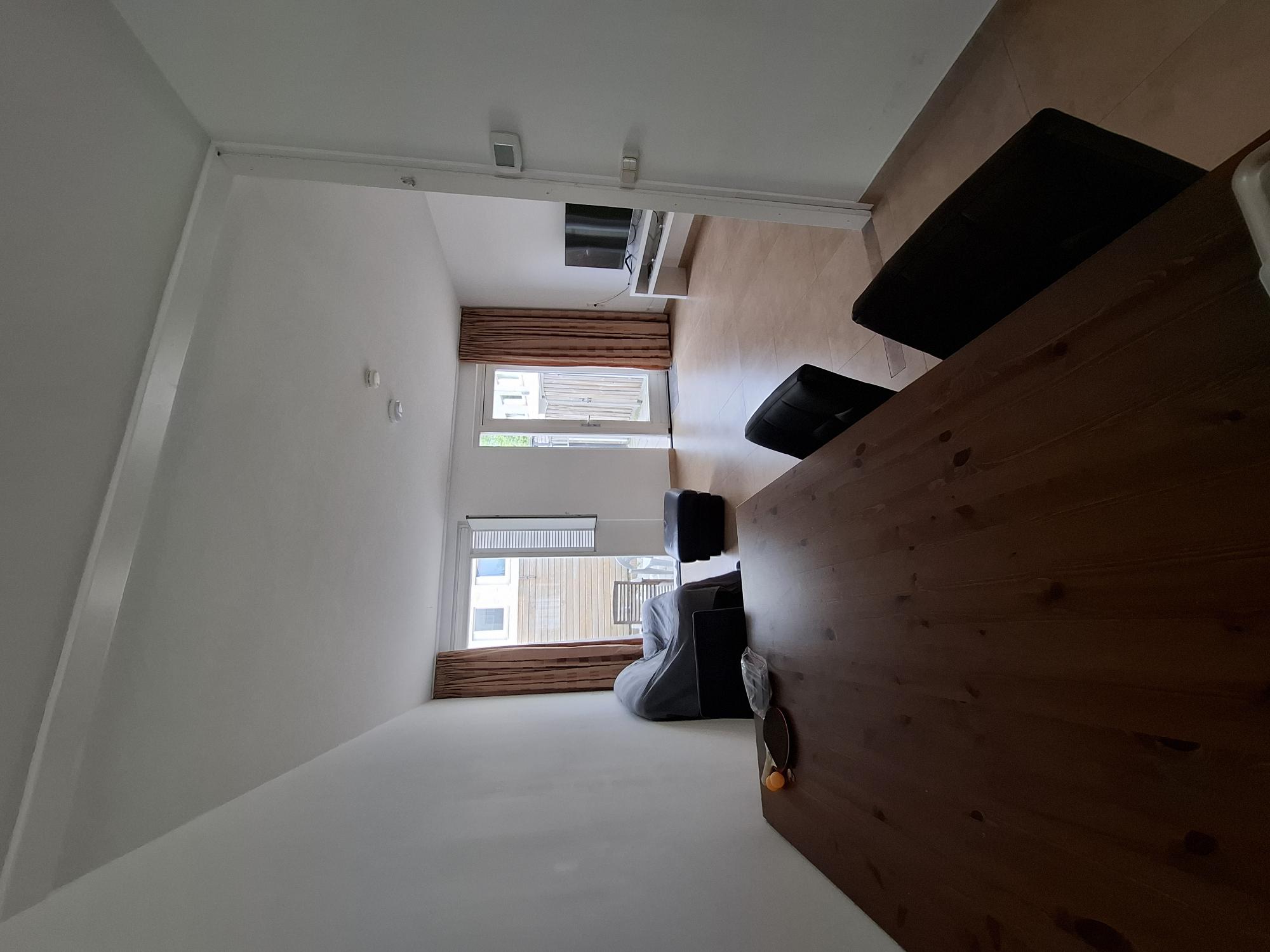 Kamer aan Raphael Lemkinstraat, Amsterdam 6