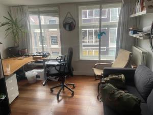 Room for rent 940 euro Haarlemmerstraat, Amsterdam