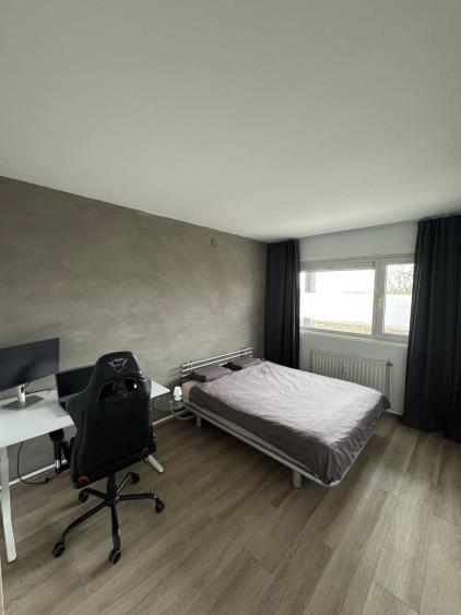 Kamer te huur 900 euro Sinnigvelderstraat, Weesp