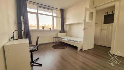 Studio te huur 1200 euro Mathenesserweg, Rotterdam