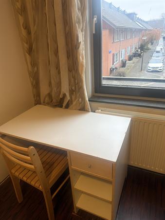 Kamer in Amsterdam, Emfuleni op Kamernet.nl: Fully furnished room available!