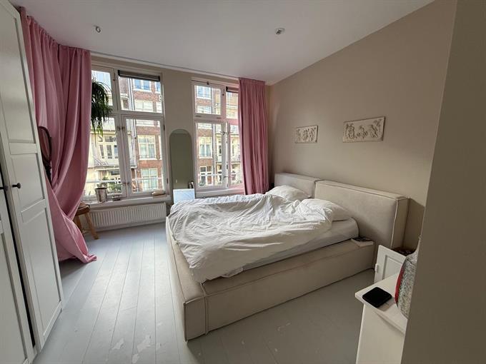 Kamer in Amsterdam, Brederodestraat op Kamernet.nl: Kamer te huur - twee persoons appartement oud-west