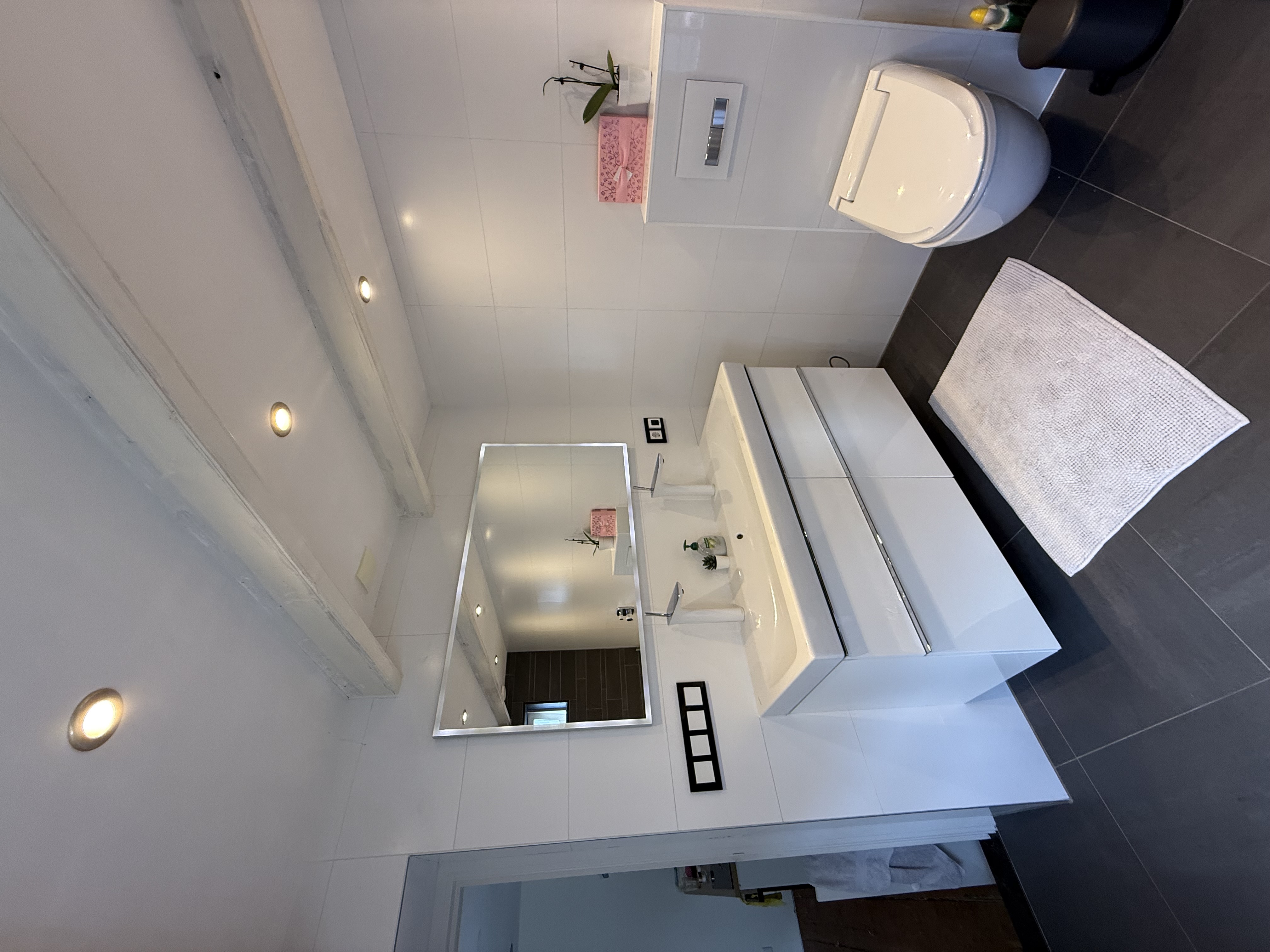 Kamer aan Spuistraat, Amsterdam 7