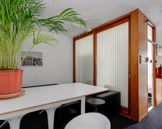 Zimmer bei Ceintuurbaan In Rotterdam