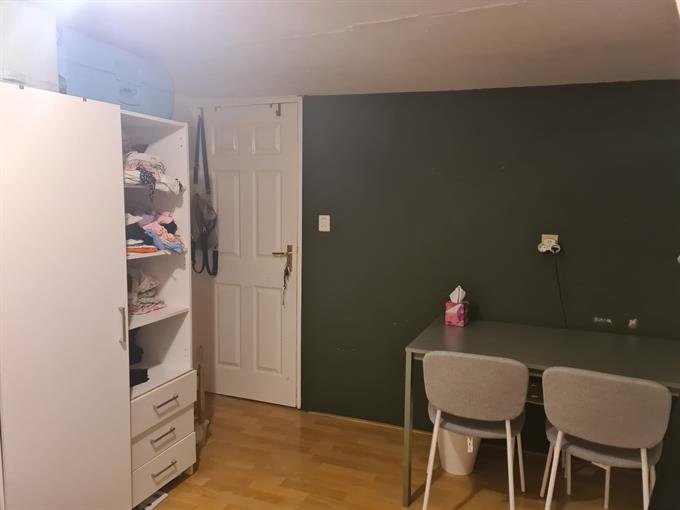 Zimmer bei Jan Pieterszoon Coenstraat In Utrecht