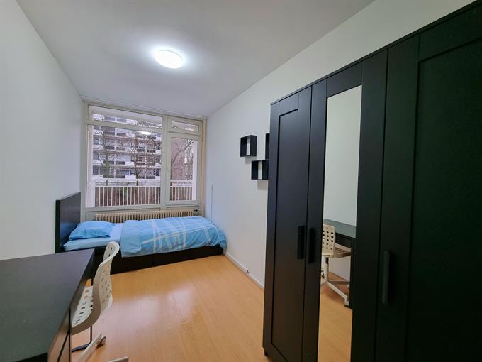 Kamer in Den Haag, Isabellaland op Kamernet.nl: Room Rental – Fully Furnished