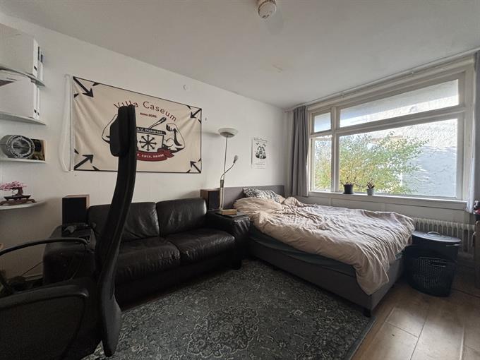Zimmer bei J.C. Kapteynlaan In Groningen