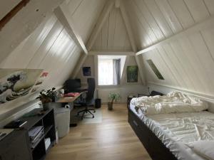 Room for rent 500 euro Breestraat, Delft