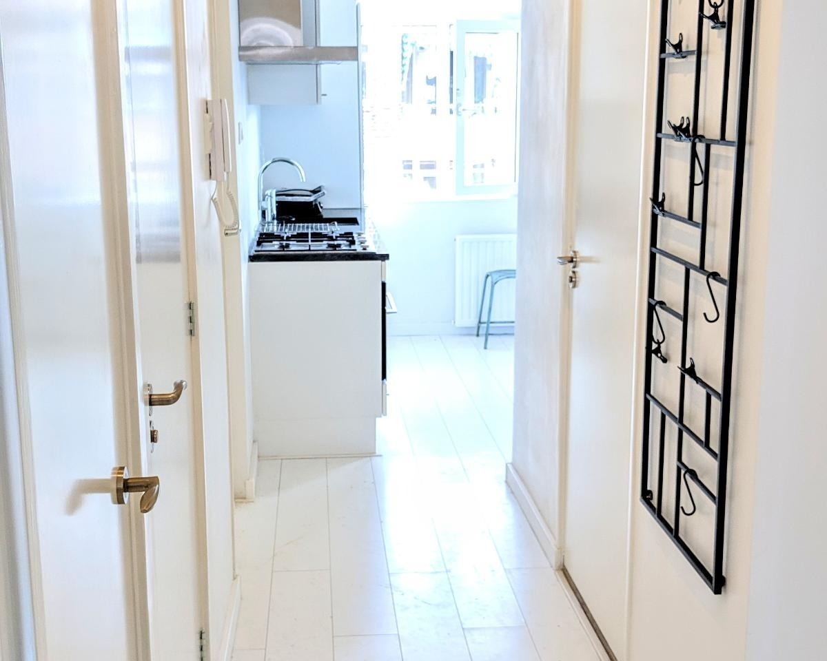 Kamer aan Van Oestendestraat, Rotterdam 9