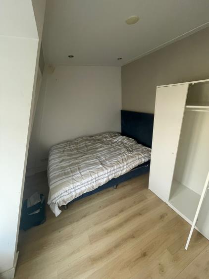 Room for rent 950 euro Graaf Florisstraat, Amsterdam