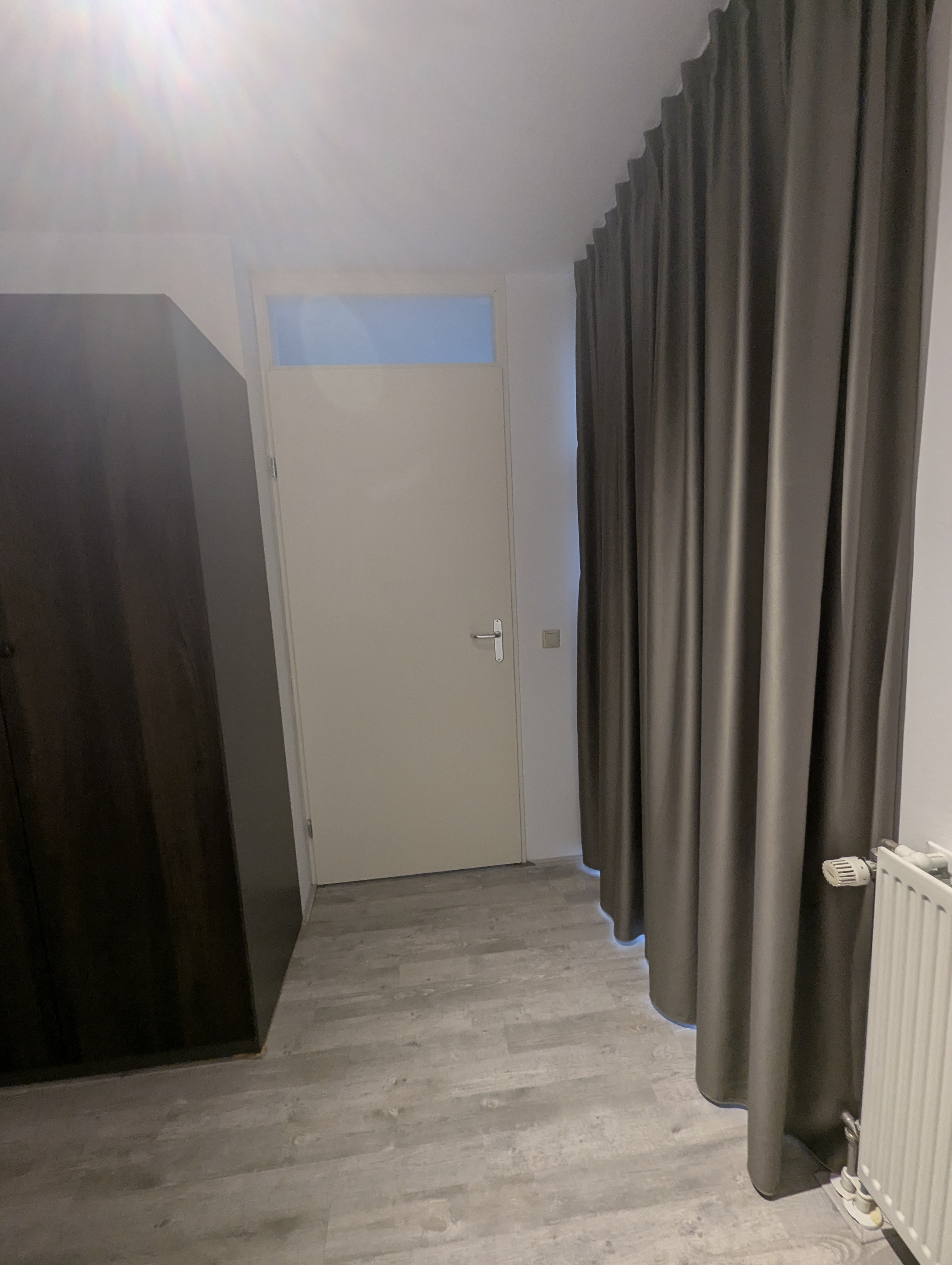 Kamer aan Middeldijkerplein, Barendrecht 6