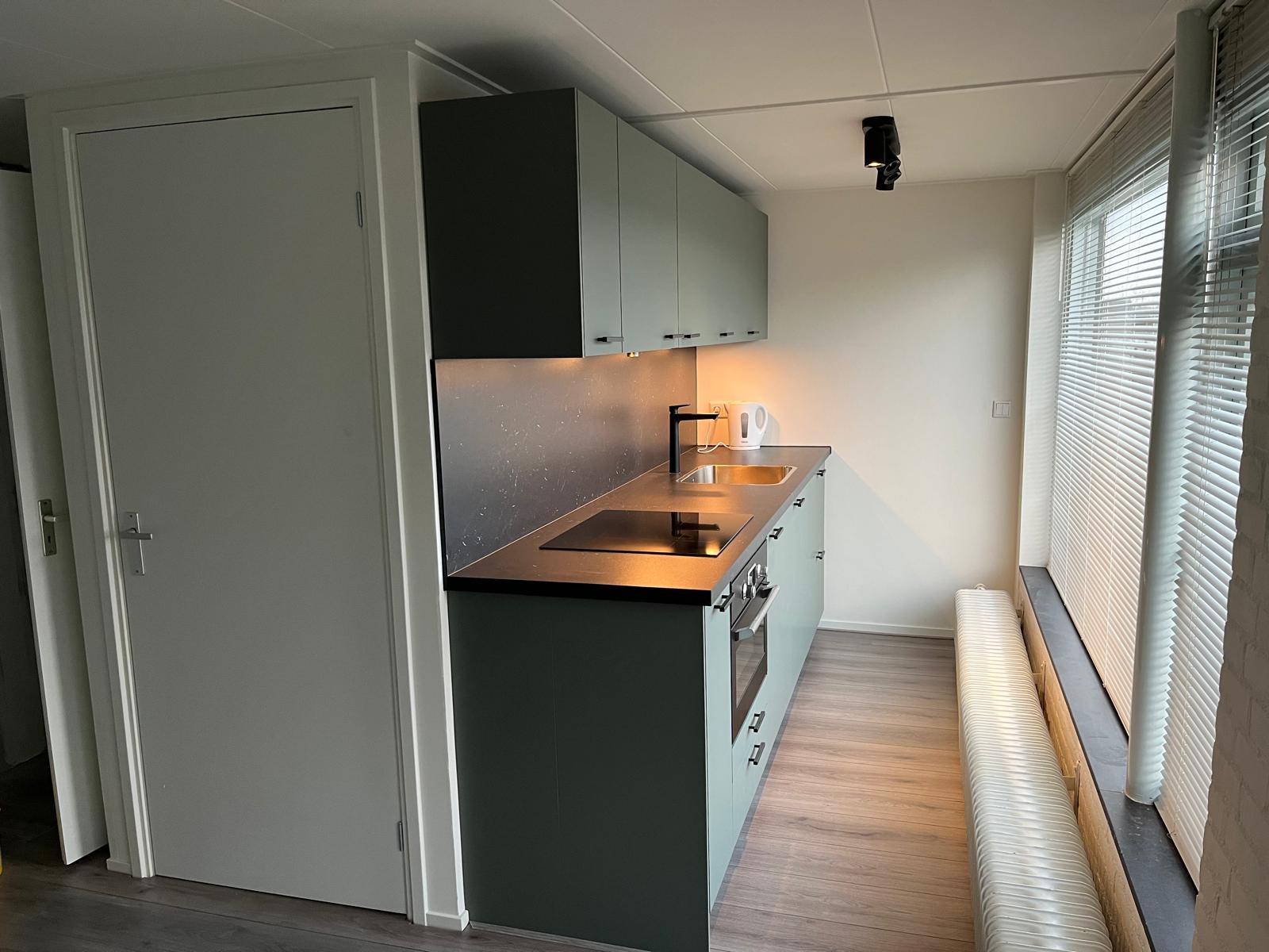 Kamer aan Tamboerlaan, Hoogeveen 5