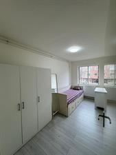 Room for rent 1000 euro Charlotte Brontestraat, Amsterdam