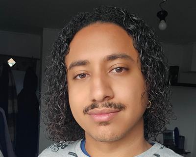 José