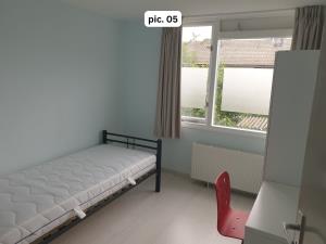 Room for rent 700 euro Sluiskreek, Rotterdam