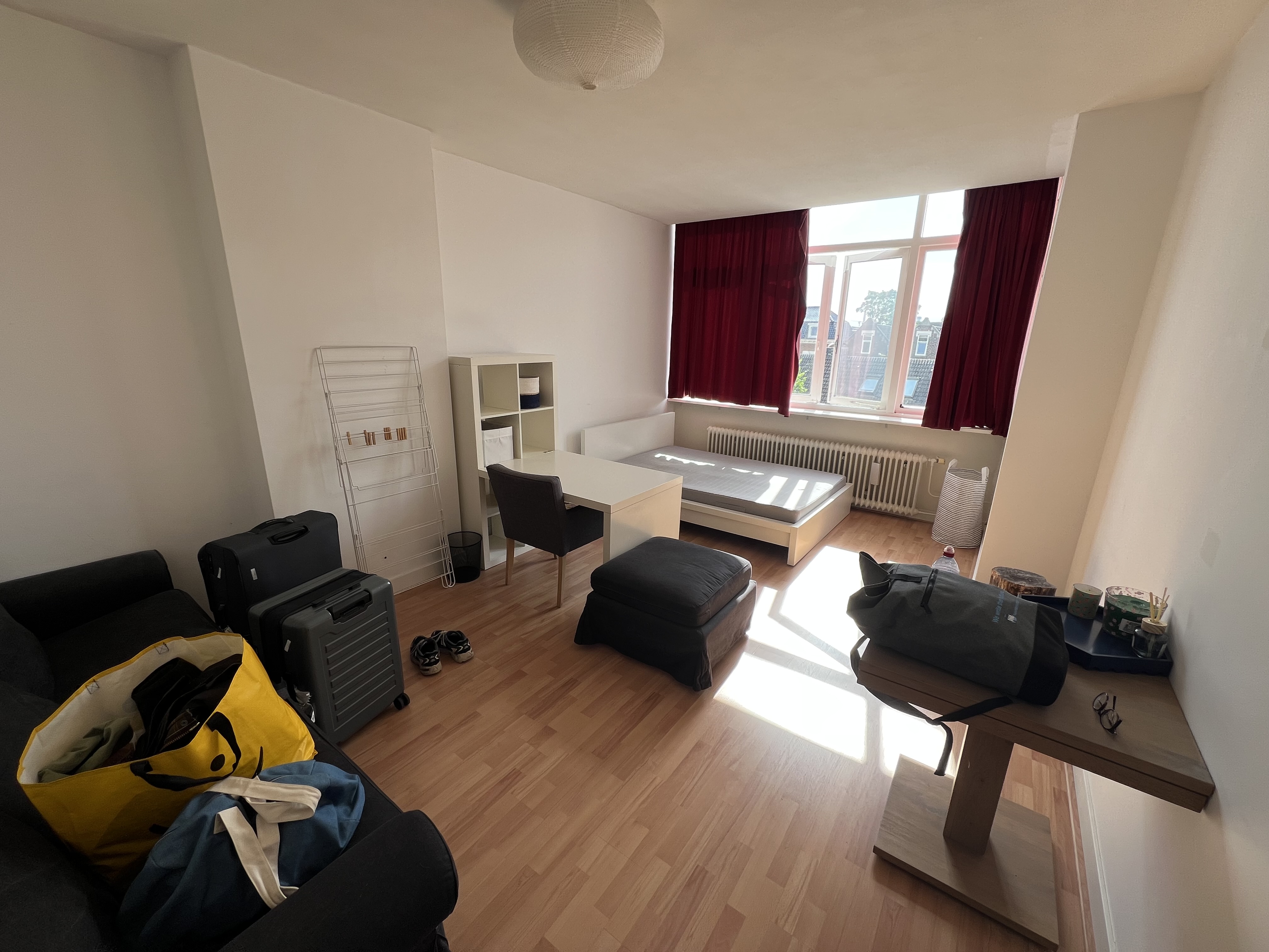 Kamer te huur in Rotterdam – Claes de Vrieselaan – foto 1
