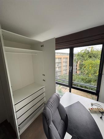 Zimmer bei Afroditekade In Amsterdam