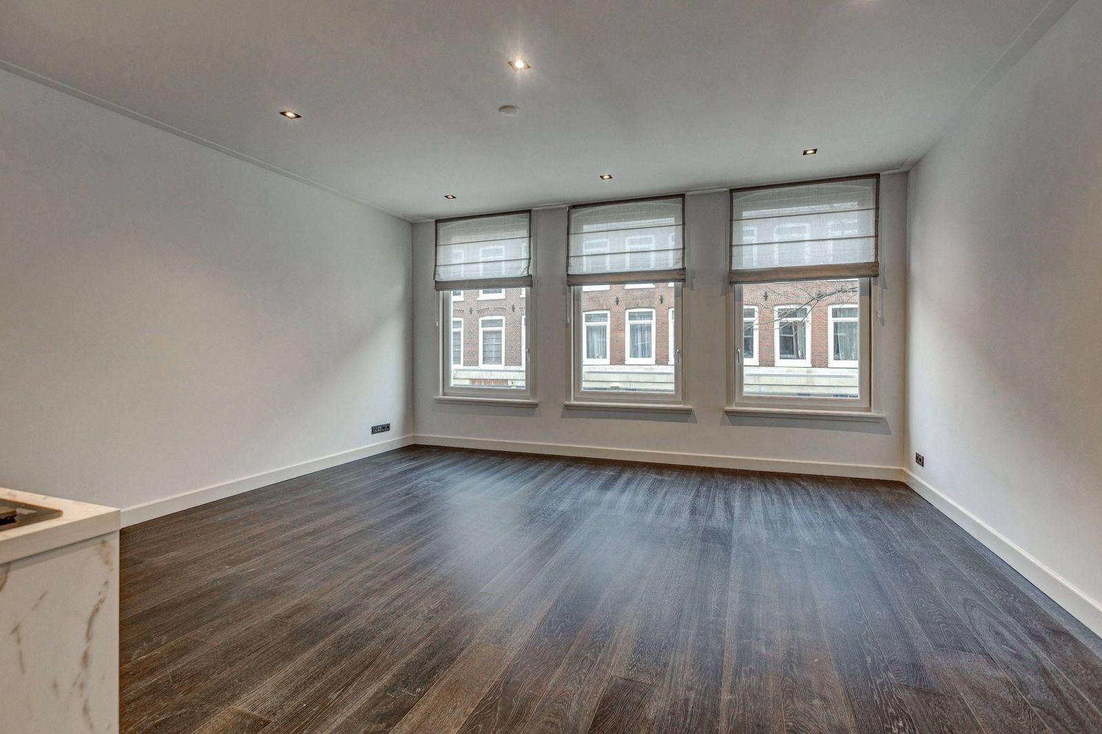 Appartement aan Gerard Doustraat, Amsterdam 6