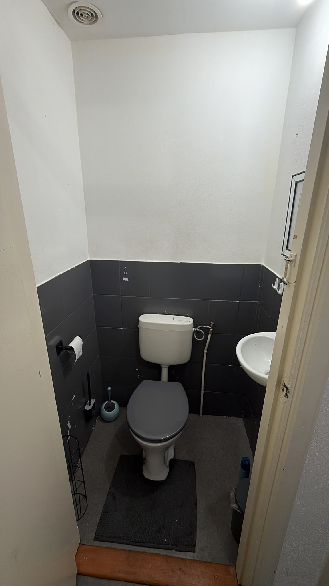 Kamer aan Laakkade, Den Haag 6