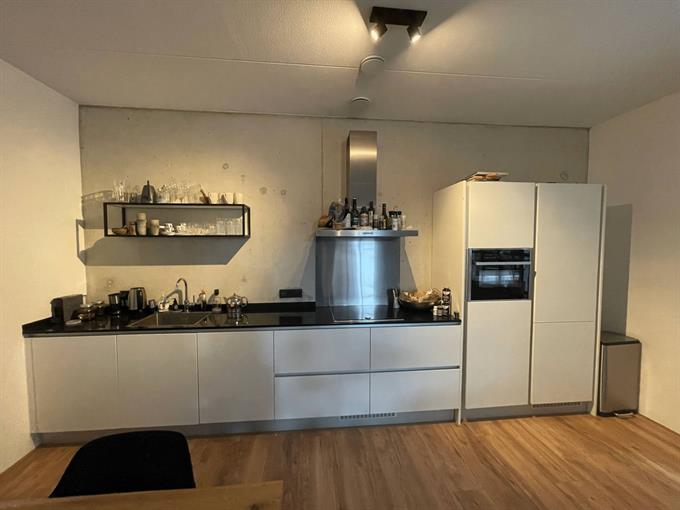 Zimmer bei Karl Weisbardstraat In Rotterdam