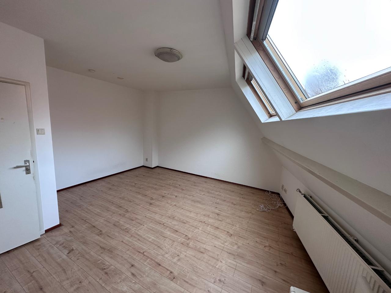 Kamer te huur in Hilversum – Eemnesserweg – foto 1