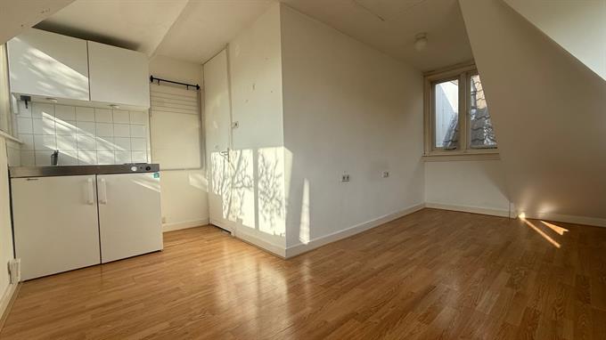 Kamer in Groningen, Parallelweg op Kamernet.nl: Leuke kamer met eigen kitchenette
