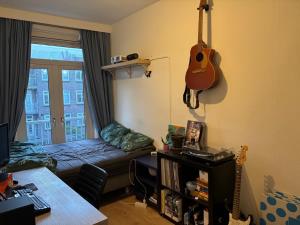 Room for rent 713 euro Baarsjesweg, Amsterdam