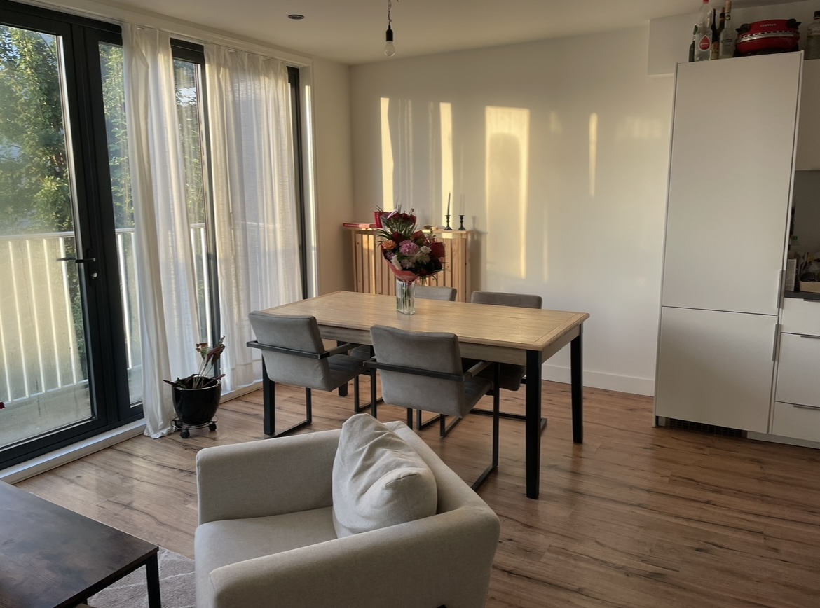 Kamer aan Tweede van Swindenstraat, Amsterdam 6