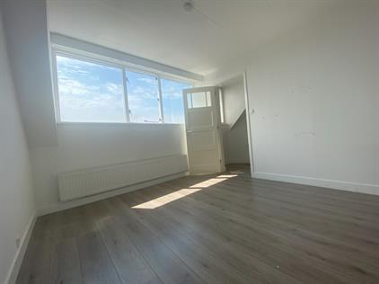 Room for rent 740 euro Breeweg, Rotterdam