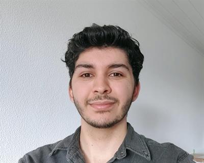 André