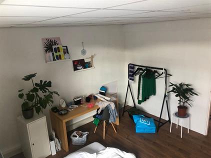 Room for rent 400 euro Willemskade, Leeuwarden