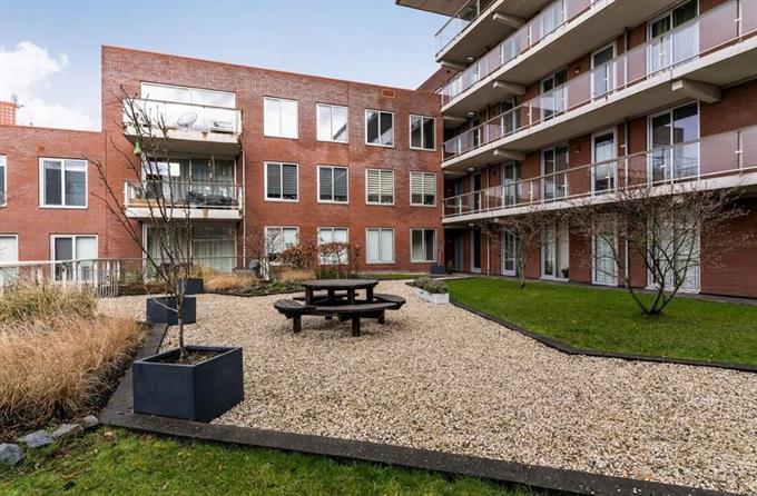 Zimmer bei Maashavenstraat In Rotterdam