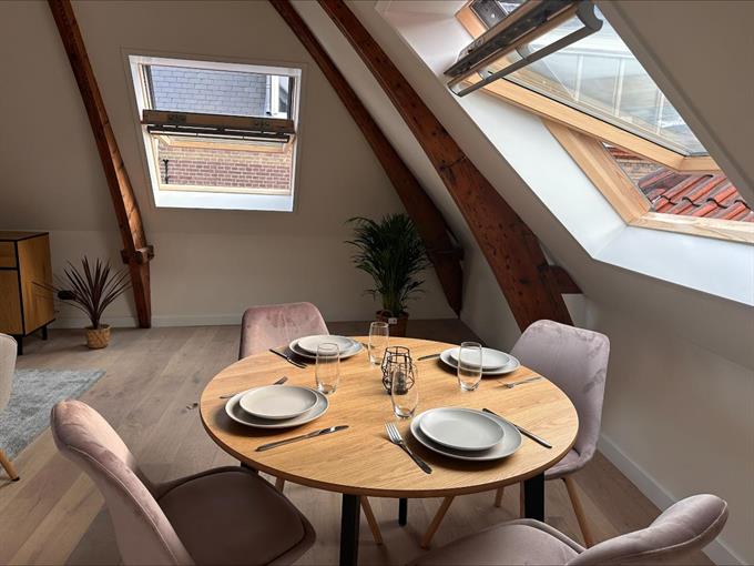 Kamer in Delft, Noordeinde op Kamernet.nl: LUXURY 2-BEDROOM APARTMENT IN DELFT